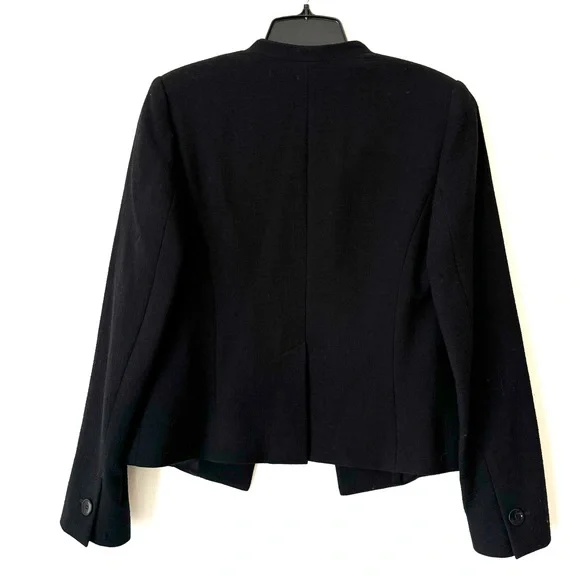 Max Mara black wool crepe jacket with removable collar - Picture 10 of 10